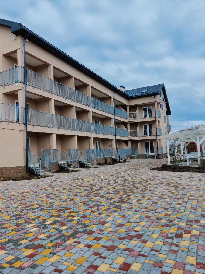 Family Hotel Grybivka Exterior foto