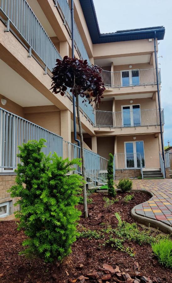 Family Hotel Grybivka Exterior foto